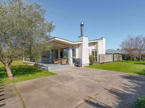 3 Cherry Lane, Martinborough