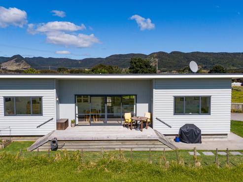 37 Kokopu Street, Ahipara