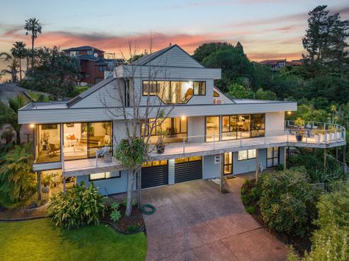 42 Sylvania Crescent, Lynfield
