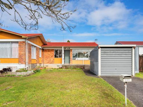 3/2 Mickle Street, Te Atatu South