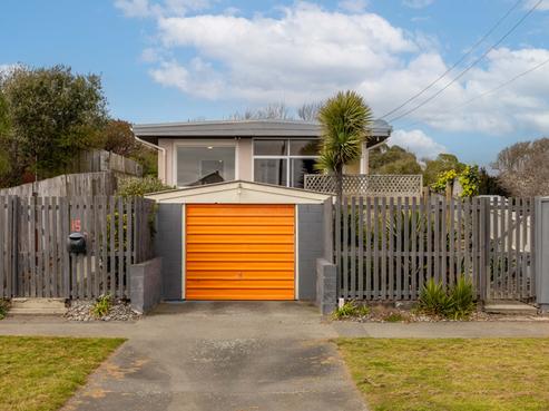 15 Sturdee Street, South New Brighton
