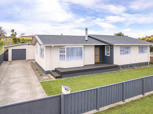 94 Devon Road, Springvale