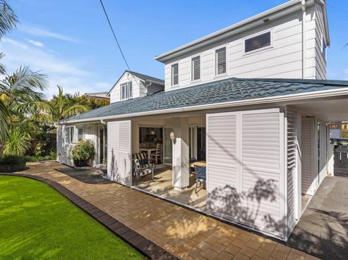 2/13 Ringwood Street, Torbay