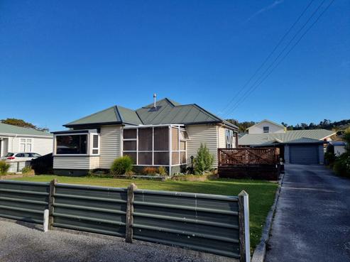 8 Bridge Street, Greymouth