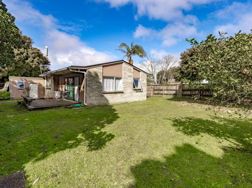 2/32A Reagan Road, Manukau