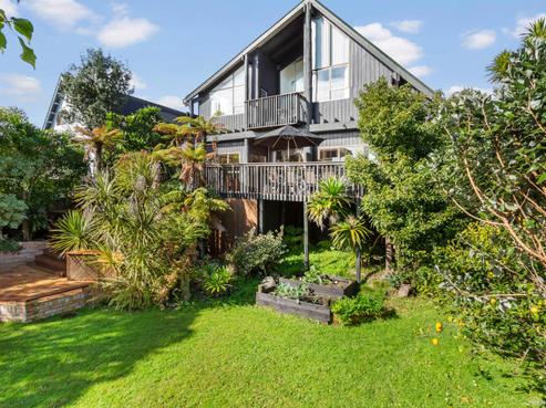 13 Tiri View Place, Waiake