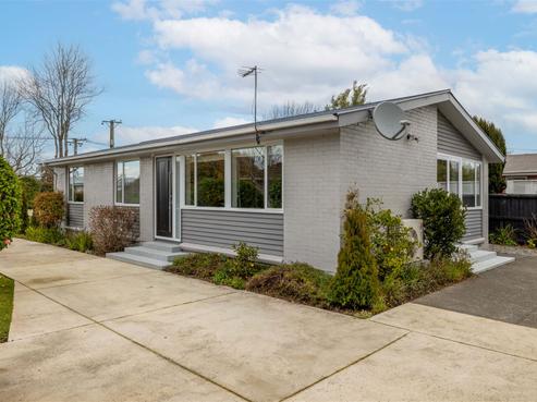 8 Banbury Street, Burnside