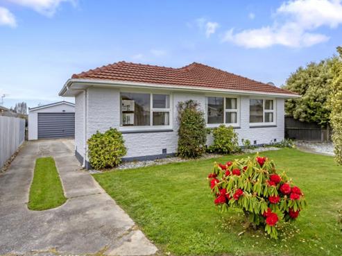 26 Royleen Street, Casebrook