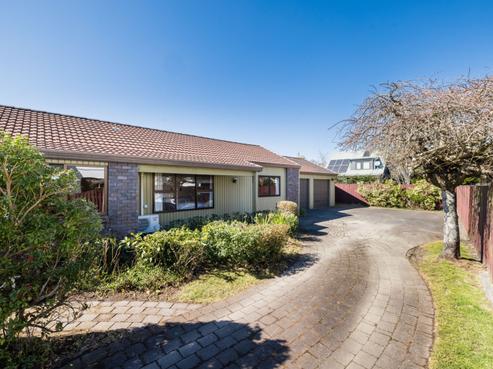 68 Chedworth Avenue, Chedworth