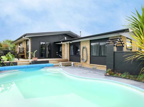 11 Leonard Place, Dinsdale