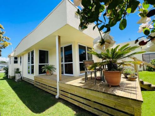 90 Victoria Street, Coromandel