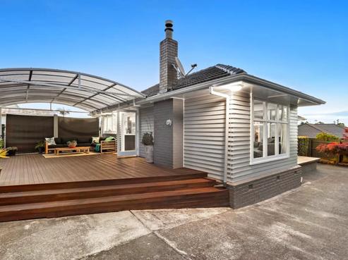 5 Karamu Street, Te Atatu Peninsula