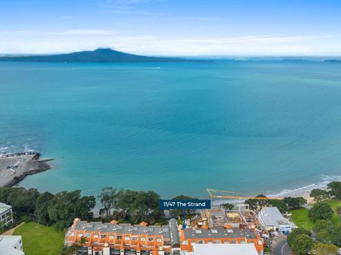 11/47 The Strand, Takapuna