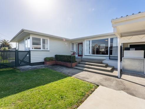 25 Atmore Avenue, Otaki