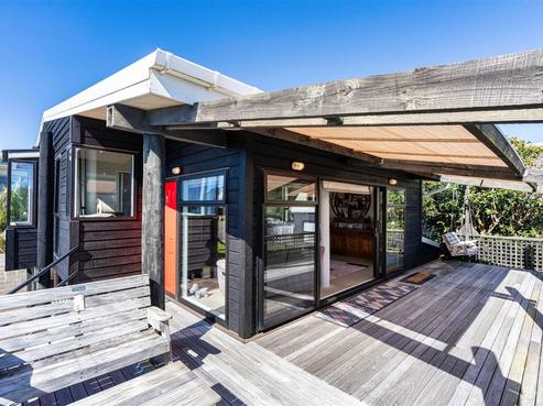 2 Tahi Road, Paraparaumu Beach