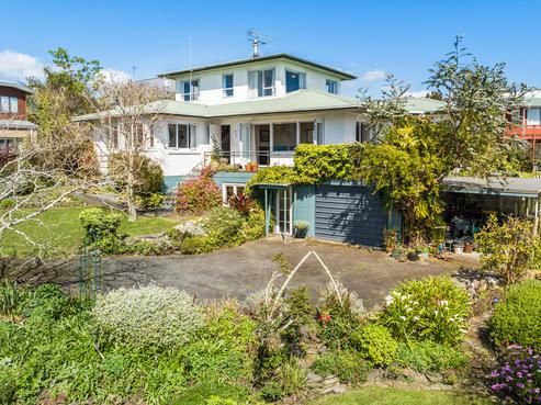 75 Ocean View Road, Hillcrest