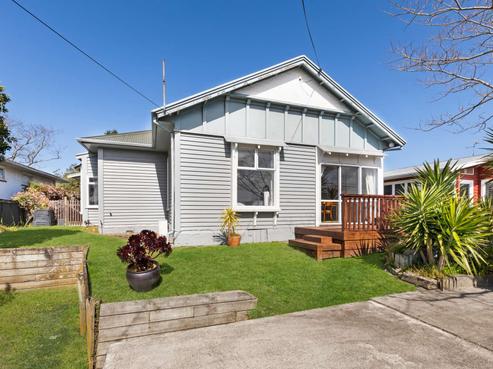 9 Fitzherbert Avenue, Springvale