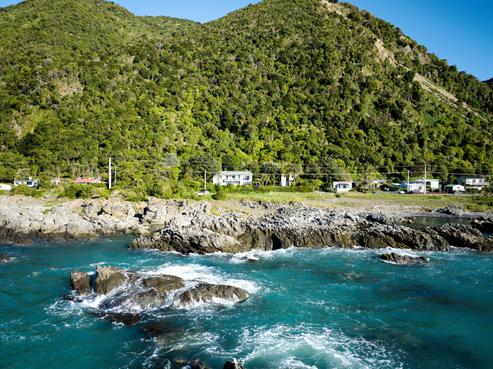 1824 State Highway 1, Oaro
