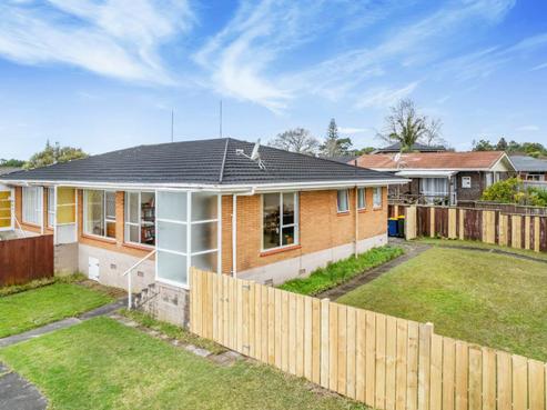 1/39 Blacklock Avenue, Henderson