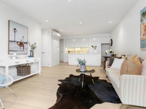 116/223A Green Lane West, Epsom
