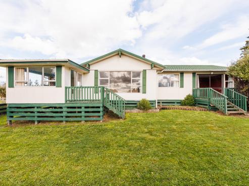 161 Cemetery Road, Sanson