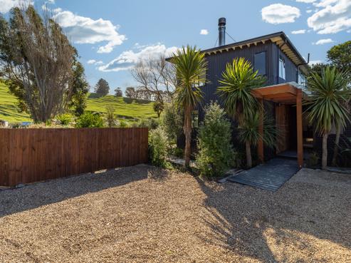 863 Gebbies Pass Road, Governors Bay