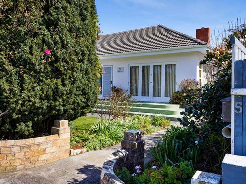 57 Dixon Avenue, Hawera