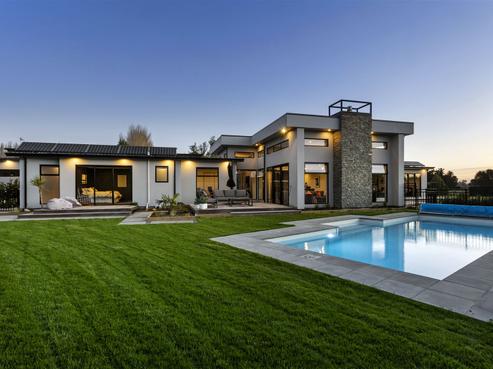711 Hills Road, Marshland