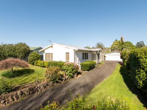 4 Hermes Place, Sunnybrook