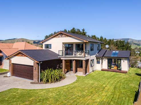 106 Pacific Drive, Fitzherbert