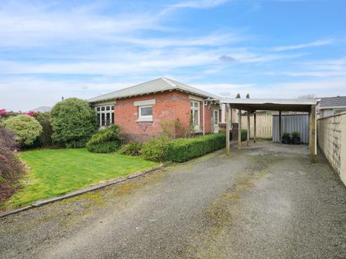 138 Catherine Street, Windsor