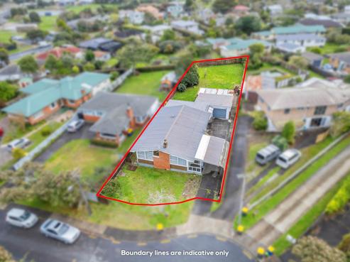 8 Rowan Terrace, Te Atatu South