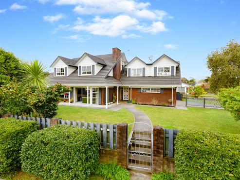 6 Chelsea Place, Chartwell