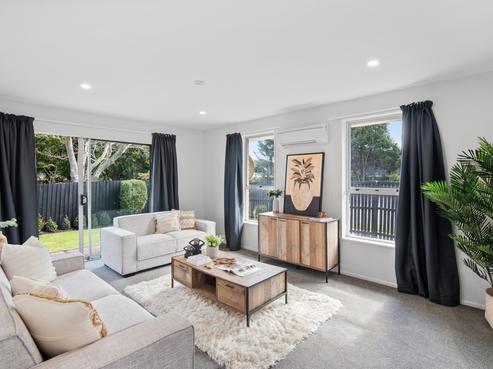 1/24 Hayton Road, Wigram