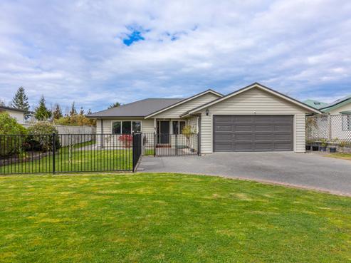 14 Parkland Drive, Waipawa