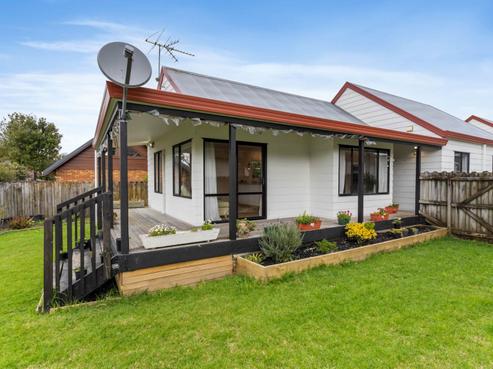 4/44 Darren Crescent, Half Moon Bay