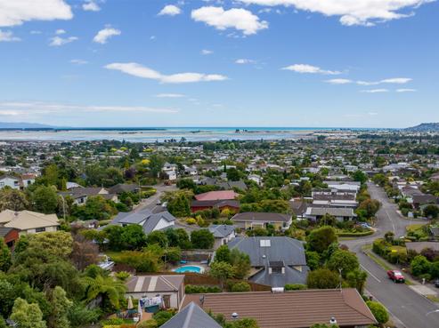 8 Lodestone Road, Richmond