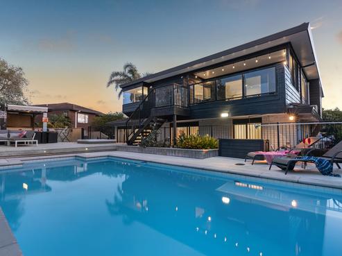 11 Long Street, Torbay