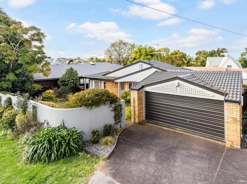 2/9 Alma Road, Milford