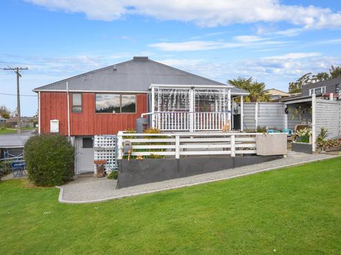 9 Beach Street, Waikouaiti
