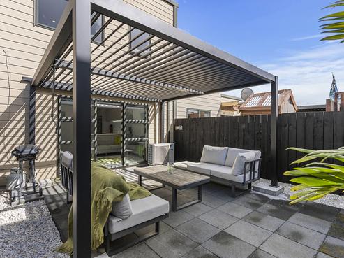 2/15 Harbour View Road, Te Atatu Peninsula