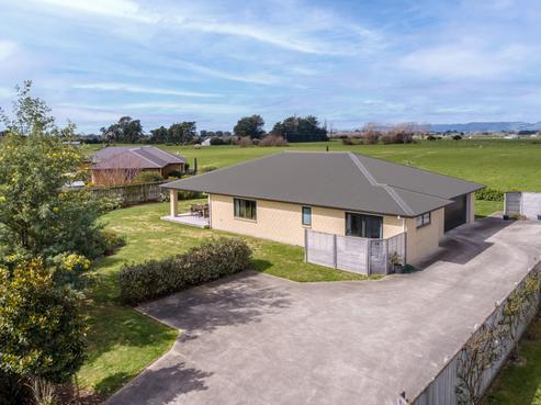 12 Feist Street, Carterton