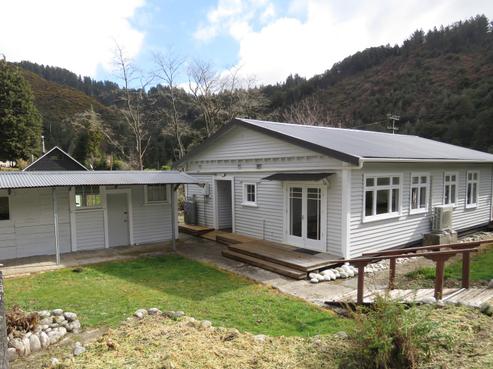 58 Trennery Street, Reefton