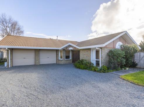2 Regent Drive, Paraparaumu Beach