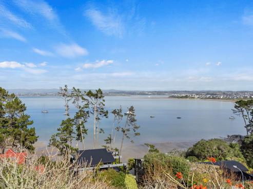 41 Rosecamp Road, Beach Haven