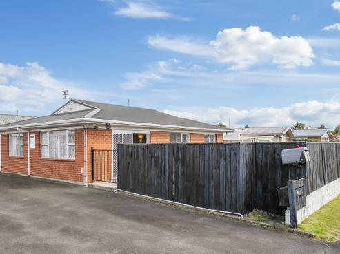 8A Seddon Street, Glenholme
