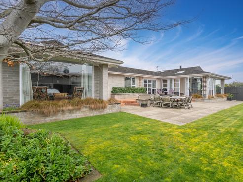 18B Sycamore Place, Gladstone