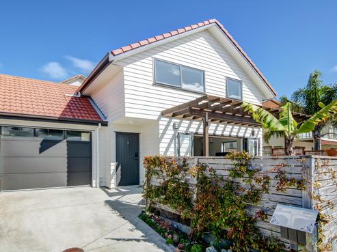7A Parkwood Crescent, Gulf Harbour