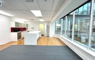 Full Floor Modern Fitout