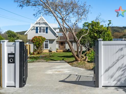 25 Gibbs Crescent, Wainuiomata
